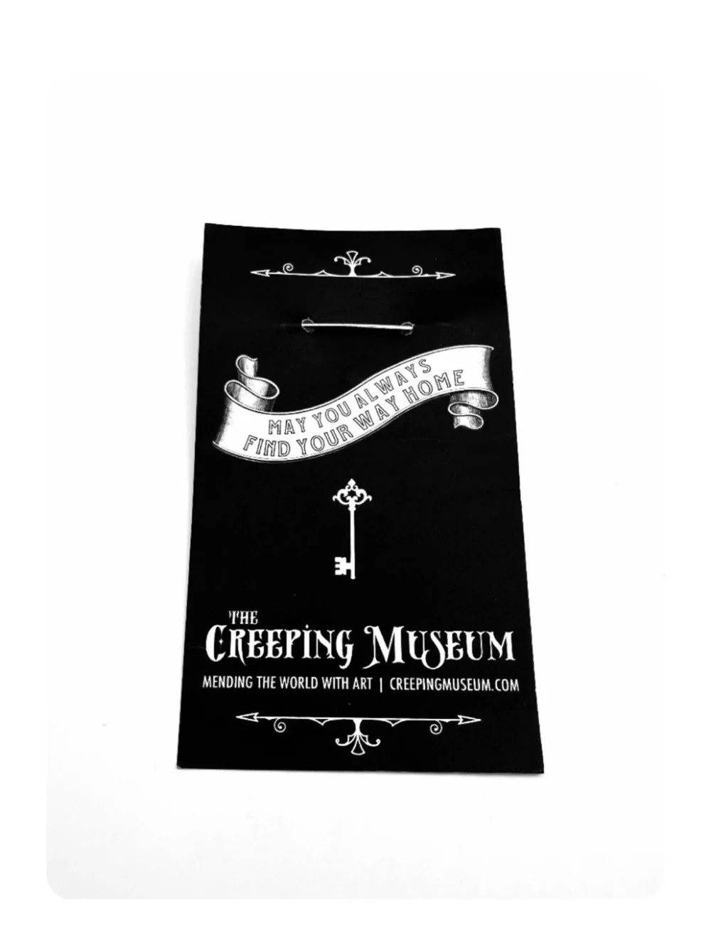 ★ “The Creeping Museum” NWT Halloween Brooche WhimsiGoth Gifts Silver/White ★